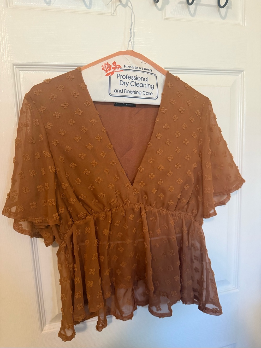 SHEIN Rust Brown Textured V-Neck Flutter Sleeve Blouse